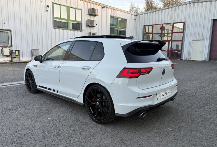 Volkswagen Golf VIII GTI Clubsport 300cv * Toit Ouvrant * Harman Kardon * Garantie Volkswagen 01/27