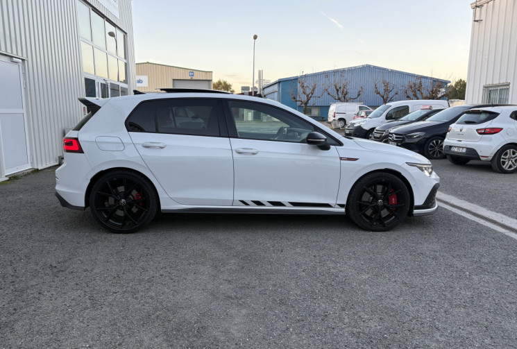 Volkswagen Golf VIII GTI Clubsport 300cv * Toit Ouvrant * Harman Kardon * Garantie Volkswagen 01/27
