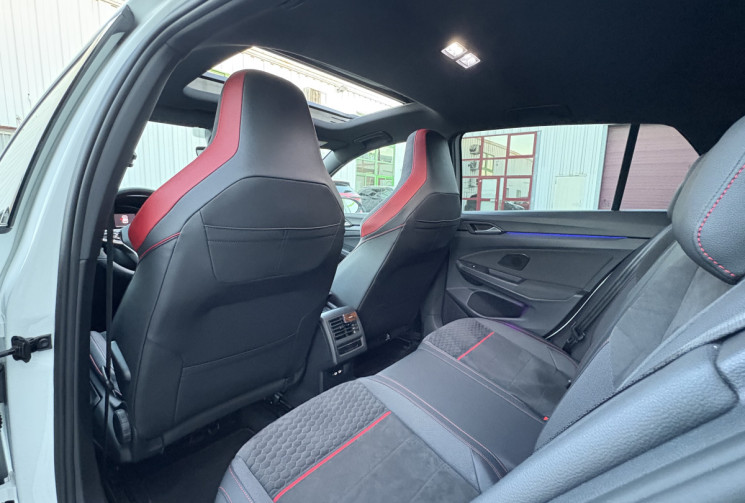 Volkswagen Golf VIII GTI Clubsport 300cv * Toit Ouvrant * Harman Kardon * Garantie Volkswagen 01/27