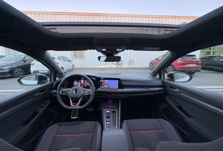 Volkswagen Golf VIII GTI Clubsport 300cv * Toit Ouvrant * Harman Kardon * Garantie Volkswagen 01/27