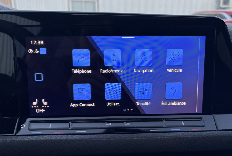 Volkswagen Golf VIII GTI Clubsport 300cv * Toit Ouvrant * Harman Kardon * Garantie Volkswagen 01/27