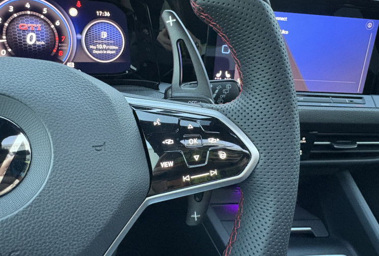 Volkswagen Golf VIII GTI Clubsport 300cv * Toit Ouvrant * Harman Kardon * Garantie Volkswagen 01/27