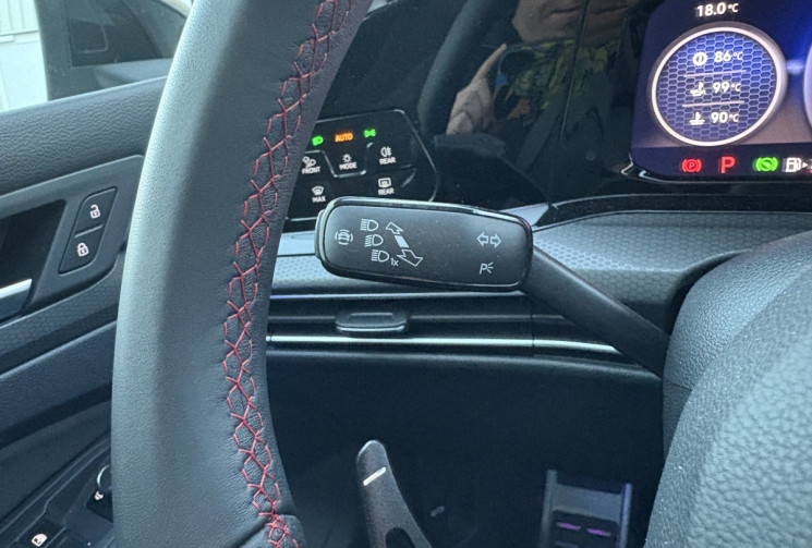 Volkswagen Golf VIII GTI Clubsport 300cv * Toit Ouvrant * Harman Kardon * Garantie Volkswagen 01/27