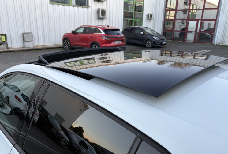 Volkswagen Golf VIII GTI Clubsport 300cv * Toit Ouvrant * Harman Kardon * Garantie Volkswagen 01/27