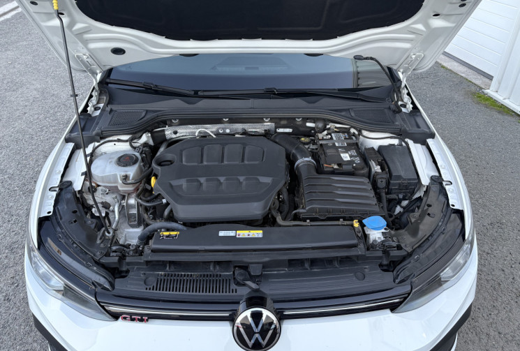 Volkswagen Golf VIII GTI Clubsport 300cv * Toit Ouvrant * Harman Kardon * Garantie Volkswagen 01/27