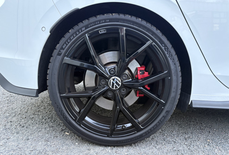 Volkswagen Golf VIII GTI Clubsport 300cv * Toit Ouvrant * Harman Kardon * Garantie Volkswagen 01/27