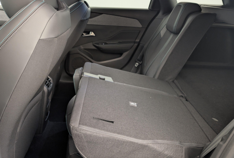 Peugeot 308 SW BlueHDi 130ch S S EAT8 Allure