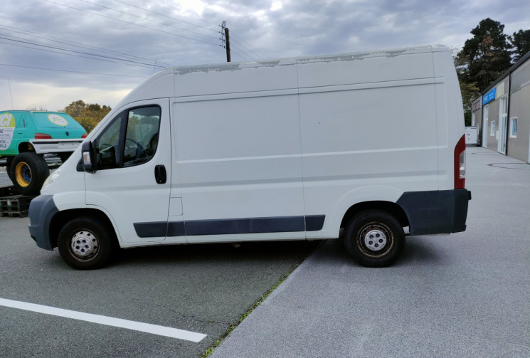 Peugeot Boxer III Phase 1/2 Fourgon 333 L2H2 2.2 HDi 16V FAP Fourgon moyen 130 cv