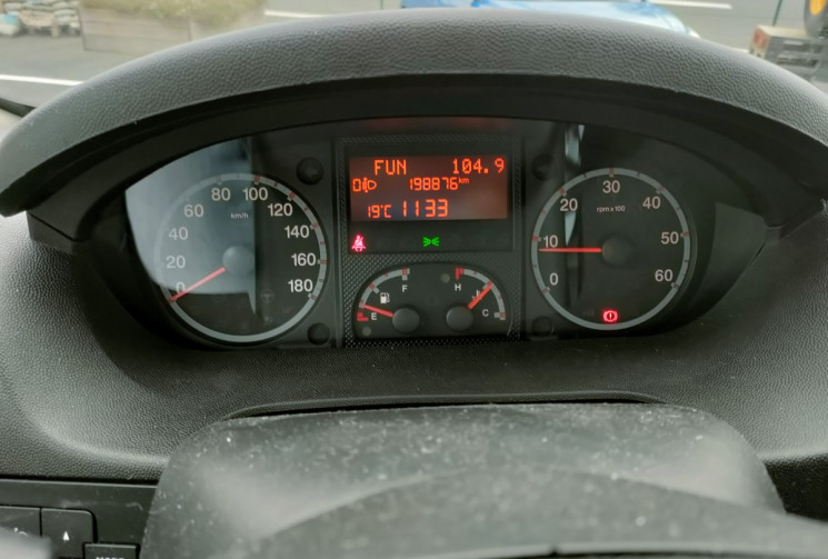 Peugeot Boxer III Phase 1/2 Fourgon 333 L2H2 2.2 HDi 16V FAP Fourgon moyen 130 cv