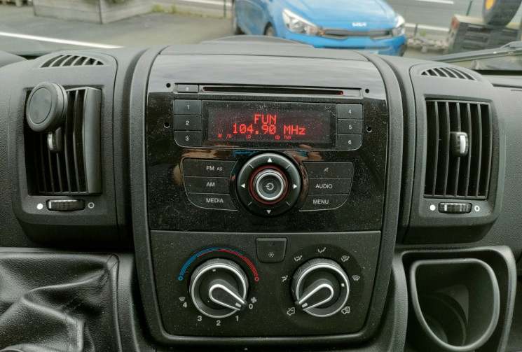 Peugeot Boxer III Phase 1/2 Fourgon 333 L2H2 2.2 HDi 16V FAP Fourgon moyen 130 cv