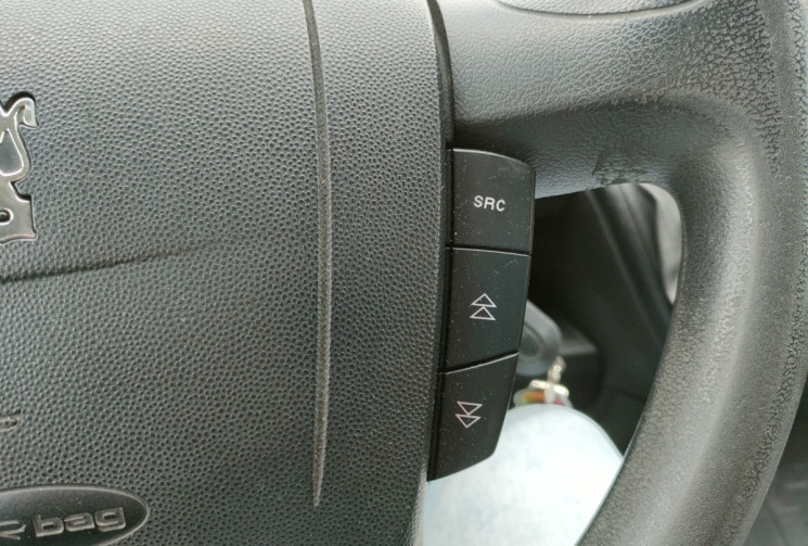 Peugeot Boxer III Phase 1/2 Fourgon 333 L2H2 2.2 HDi 16V FAP Fourgon moyen 130 cv