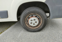 Peugeot Boxer III Phase 1/2 Fourgon 333 L2H2 2.2 HDi 16V FAP Fourgon moyen 130 cv