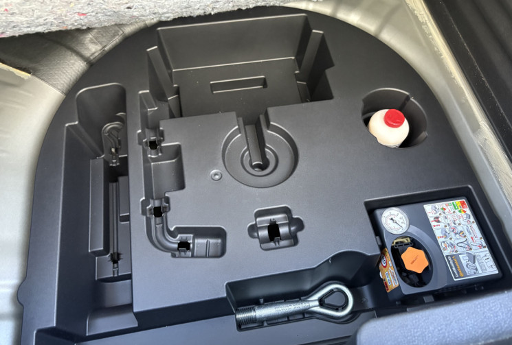 Nissan Juke N-Connecta 115cv *Camera 360 * Led * Phase 3 * 1.2 DIG-T * 2WD * S&S