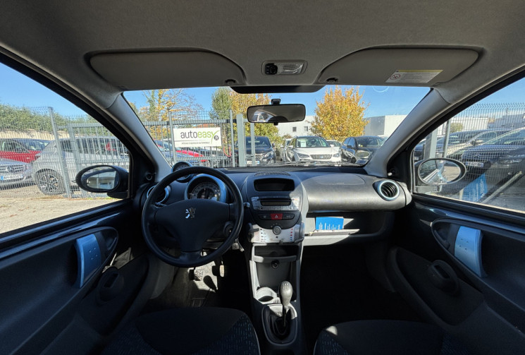 Peugeot 107 1.0 / 68 CH / URBAN / CLIM 