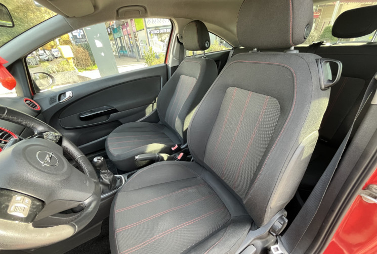 Opel Corsa 1.4 87 CH