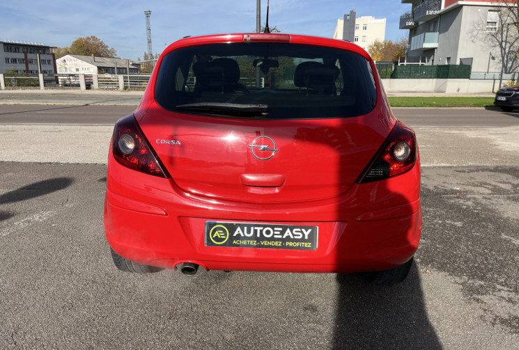 Opel Corsa 1.4 87 CH