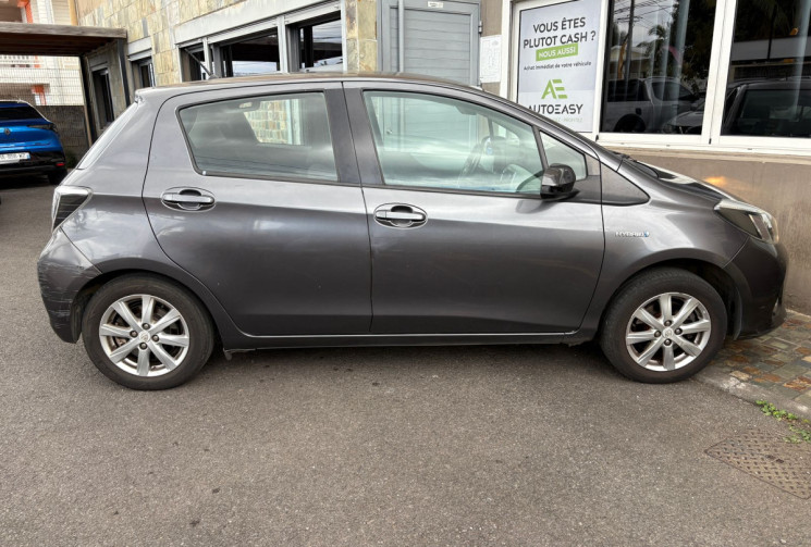 Toyota Yaris  3 1.5 VVTi 100h E-CVT 75cv FRANCE
