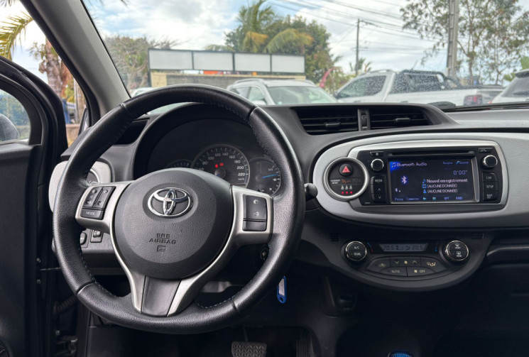 Toyota Yaris  3 1.5 VVTi 100h E-CVT 75cv FRANCE