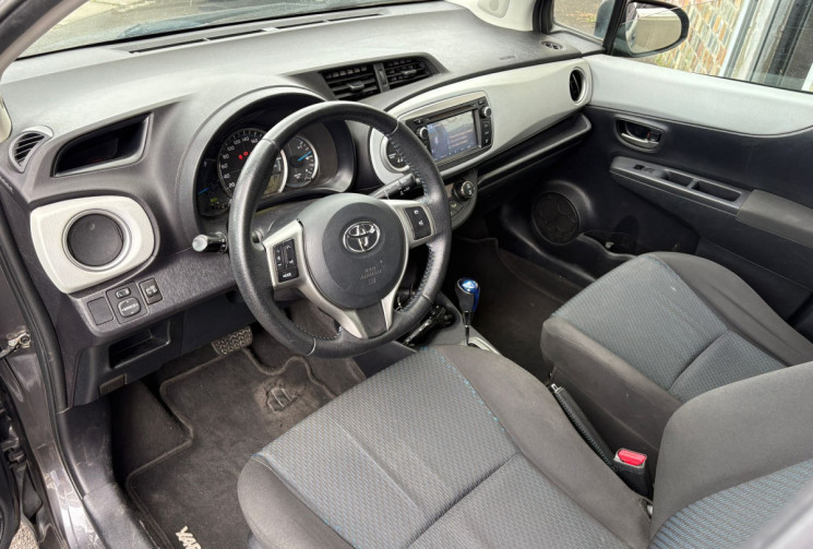 Toyota Yaris  3 1.5 VVTi 100h E-CVT 75cv FRANCE