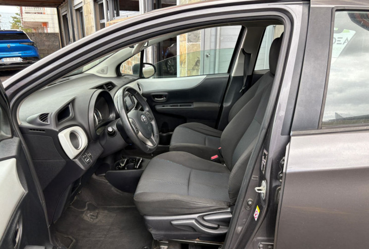 Toyota Yaris  3 1.5 VVTi 100h E-CVT 75cv FRANCE