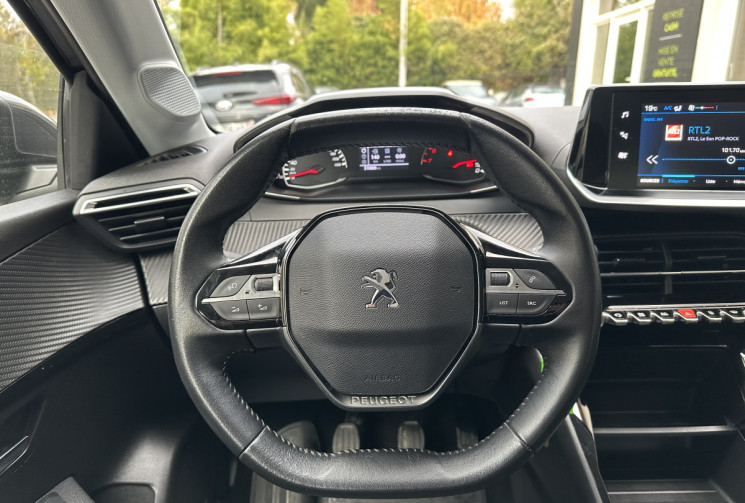 Peugeot 208 1.2 VTI 75 ACTIVE * CARPLAY * COURROIE OK * ENTRETIE NA JOUR * GARANTIE 6 MOIS 