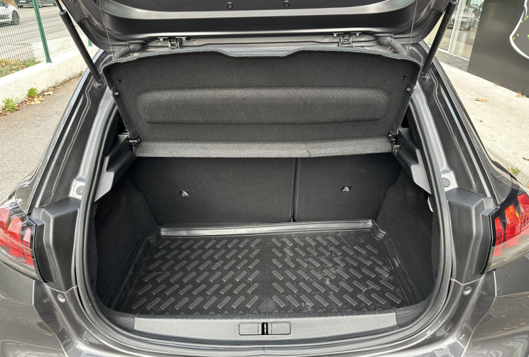 Peugeot 208 1.2 VTI 75 ACTIVE * CARPLAY * COURROIE OK * ENTRETIE NA JOUR * GARANTIE 6 MOIS 