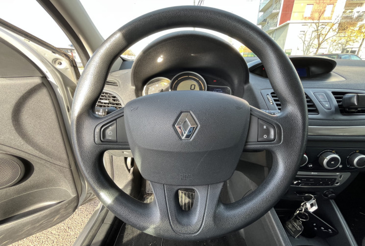 Renault Megane III Phase 2 Hatchback 1.5 dCi eco2 90 cv