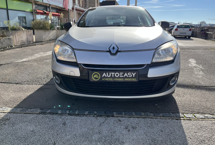 Renault Megane III Phase 2 Hatchback 1.5 dCi eco2 90 cv