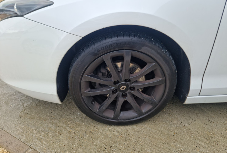 Renault LAGUNA 2.0 DCI 175 MONACO GP