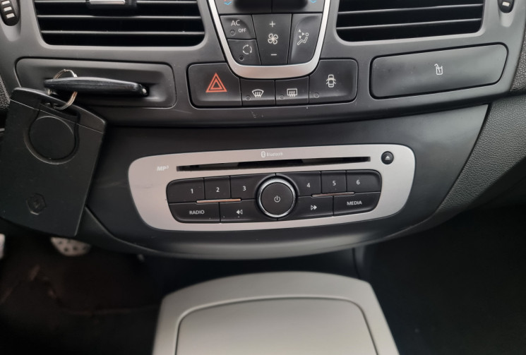 Renault LAGUNA 2.0 DCI 175 MONACO GP