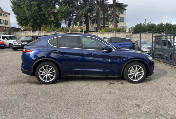 Alfa Romeo Stelvio 2.2 JTDM 180 ch Super 2WD