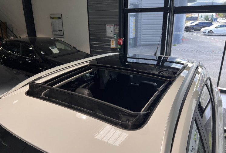 MG ZS EV 70 KWH 156 CH LUXURY