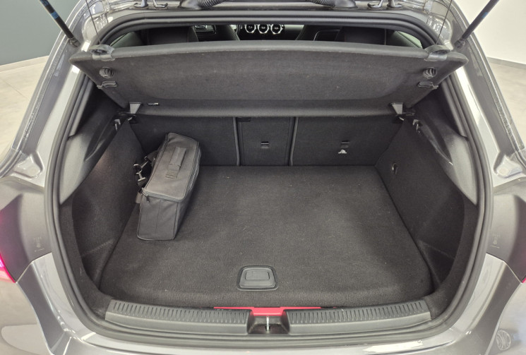 Mercedes Classe A 250 e AMG Line 8G-DCT