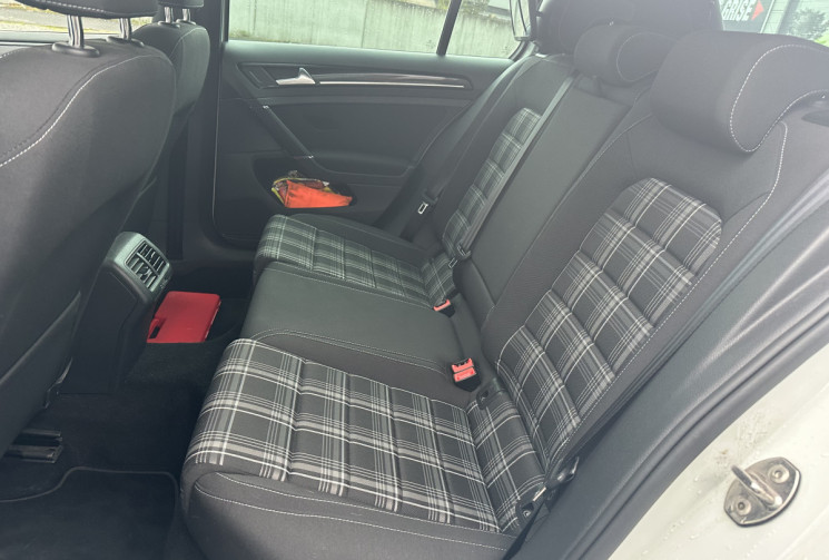 Volkswagen Golf GTD 184 CH SPORT AND SOUND