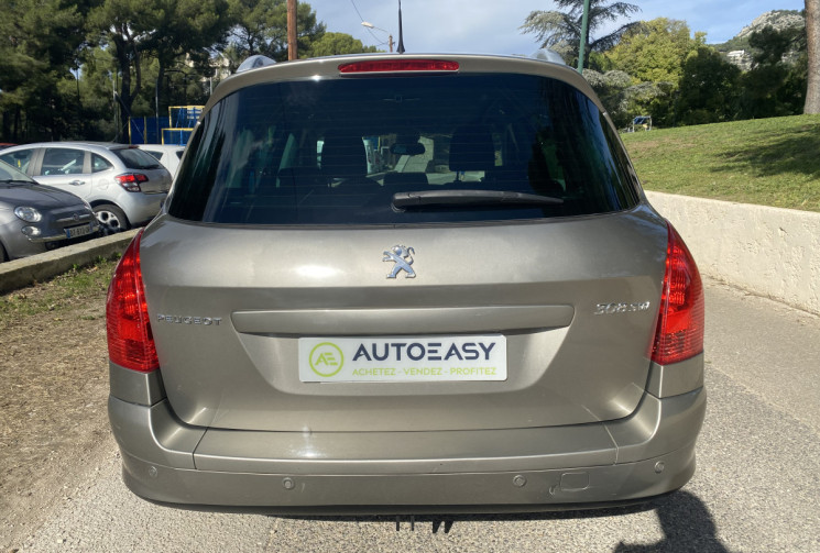 Peugeot 308 SW 1.6 HDI FAP 92CH ACTIVE - TOIT PANO - RADAR - CAMERA - CLIM AUTO