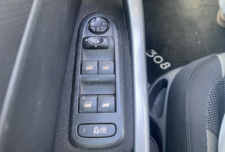 Peugeot 308 SW 1.6 HDI 8V FAP 92CH ACTIVE