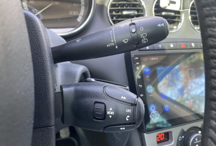 Peugeot 308 SW 1.6 HDI FAP 92CH ACTIVE - TOIT PANO - RADAR - CAMERA - CLIM AUTO