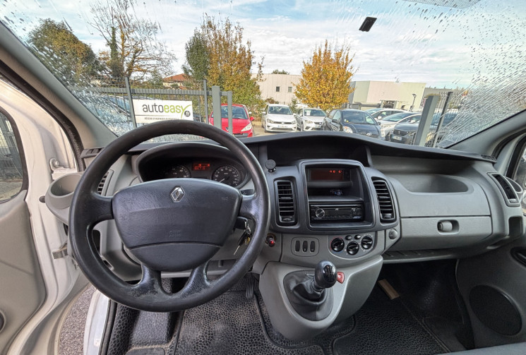 Renault Trafic 2.0 DCI / 90 CH / FOURGON / DISTRIB OK