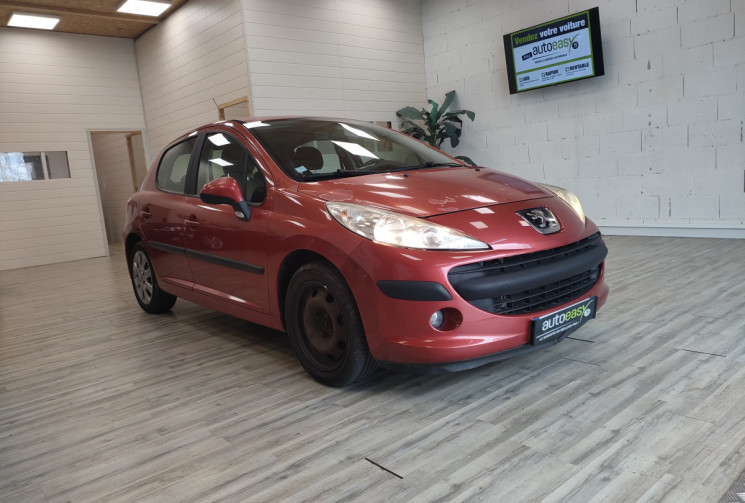 Peugeot 207 1.6 VTI 16v 120ch Executive 5p