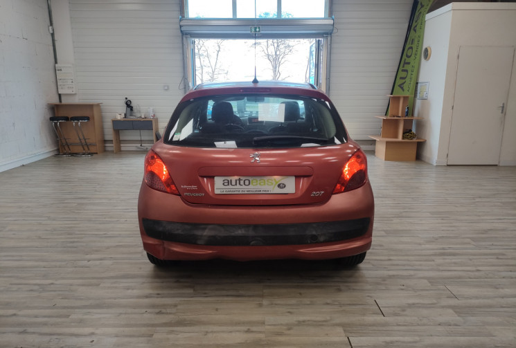 Peugeot 207 1.6 VTI 16v 120ch Executive 5p