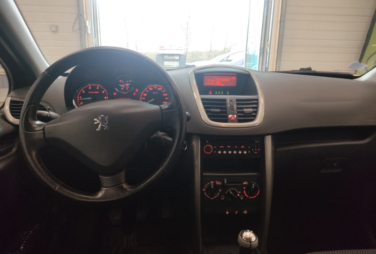 Peugeot 207 1.6 VTI 16v 120ch Executive 5p