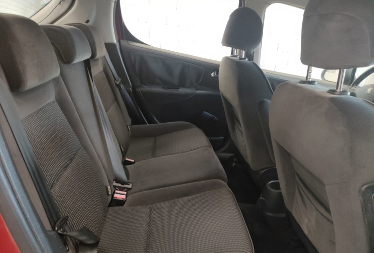 Peugeot 207 1.6 VTI 16v 120ch Executive 5p