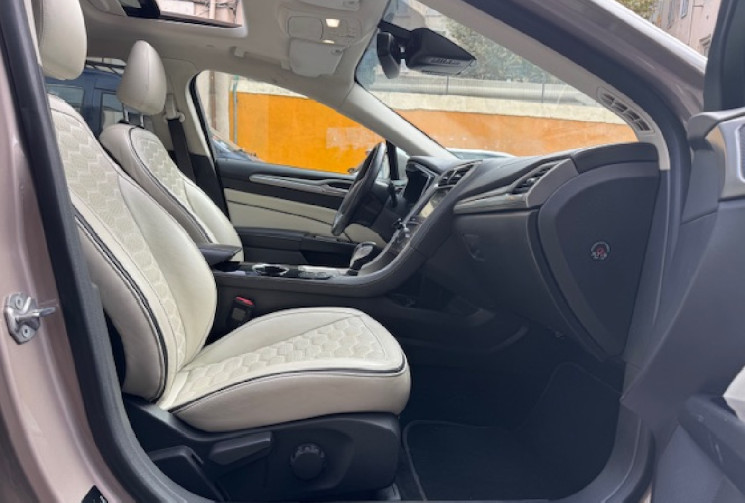 Ford MONDEO vignale 187 cv origine France 2eme main / CARLAY / TOIT OUVRANT / PARK ASSIST /CAMERA :