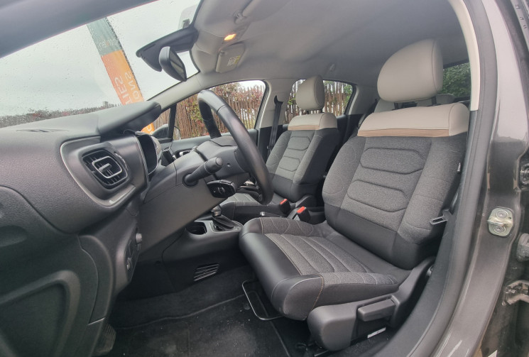 Citroën C3 1.2 SHINE 110 EAT6 - ENTRETIEN COMPLET CITROEN