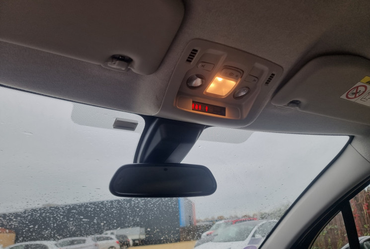 Citroën C3 1.2 PURETECH 110 SHINE EAT6