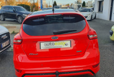 Ford Focus 1.0 EcoBoost 125 ch Stop&Start ST Line Red