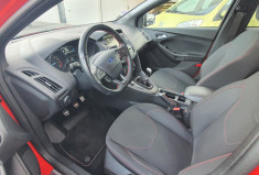 Ford Focus 1.0 EcoBoost 125 ch Stop&Start ST Line Red