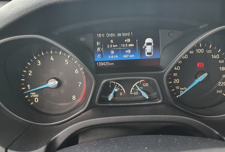 Ford Focus 1.0 EcoBoost 125 ch Stop&Start ST Line Red