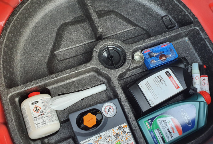 Ford Focus 1.0 EcoBoost 125 ch Stop&Start ST Line Red