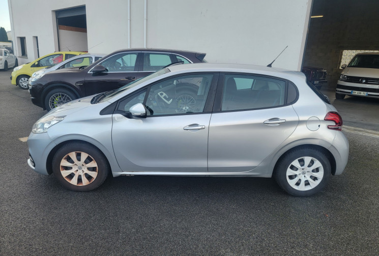 Peugeot 208 Phase 2 5 Portes 1.0 VTi 12V 68 cv LIKE